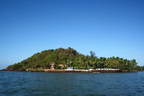 Grande Island Trip - Download Goa Photos